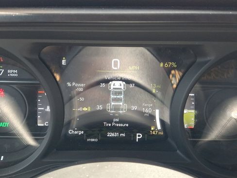 Used 2024 Jeep Wrangler Unlimited w/ Convenience Group AWD/4WD image 19