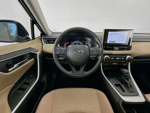 Certified 2025 Toyota RAV4 XLE w/ Convenience Package FWD image 22