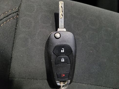 Used 2019 Chevrolet Trax LS FWD image 32