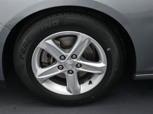 Used 2023 Chevrolet Malibu LS image 32