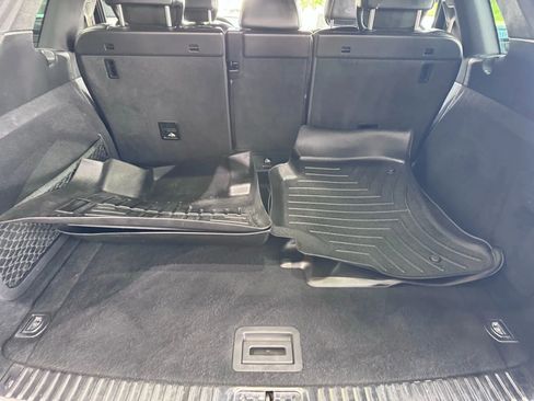 Used 2018 Porsche Cayenne Platinum Edition image 21