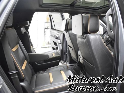 Used 2021 GMC Yukon AT4 w/ AT4 Premium Package AWD/4WD image 34