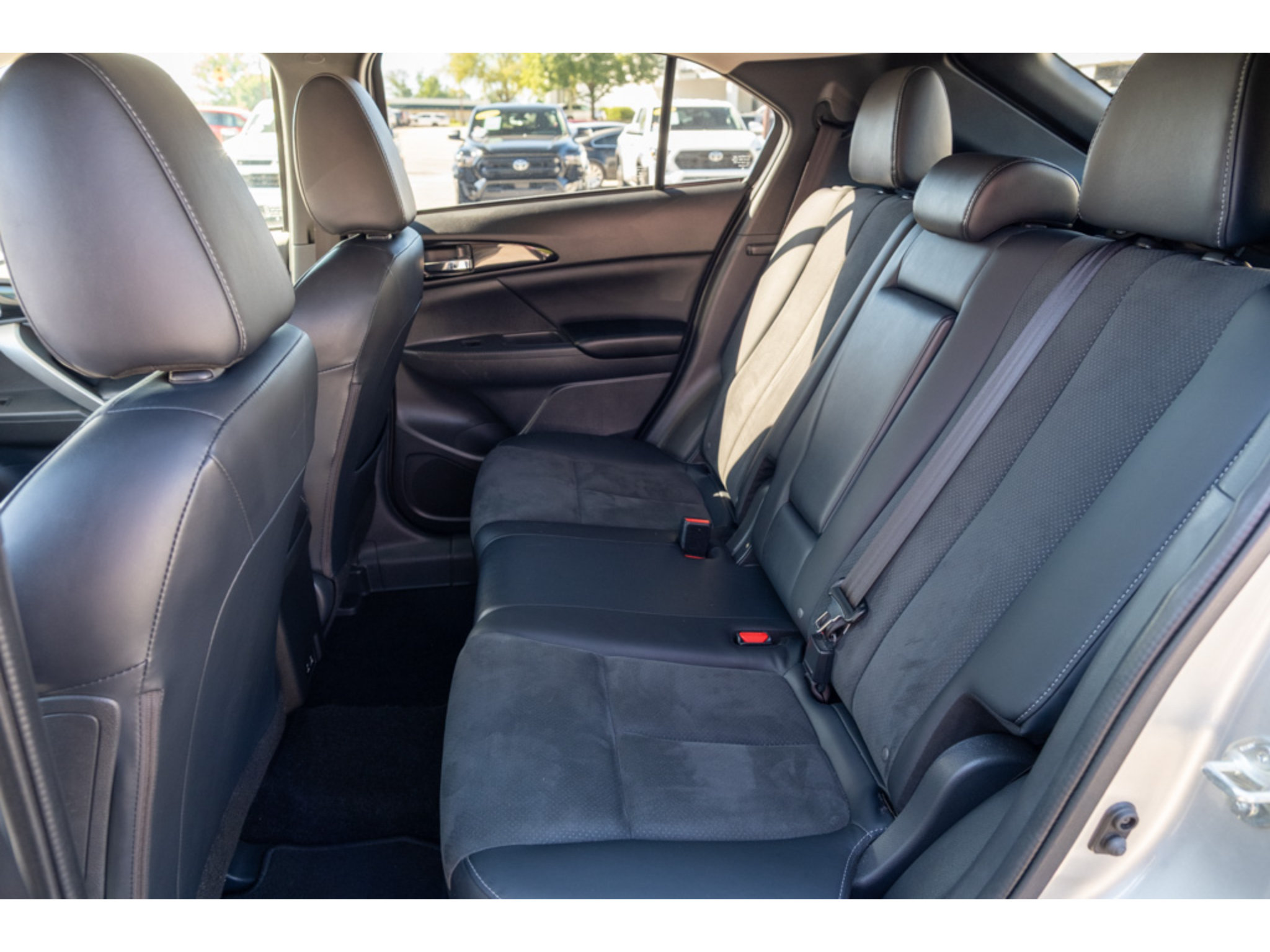 Used 2025 Mitsubishi Eclipse Cross SE AWD/4WD image 13