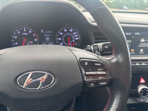 Used 2019 Hyundai Elantra Sport w/ Cargo Package FWD image 17