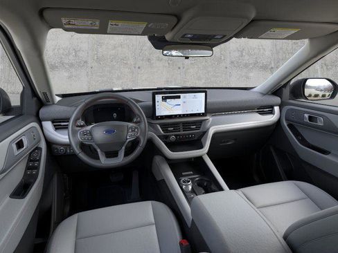 New 2025 Ford Explorer Active w/ Active Comfort Package image 9