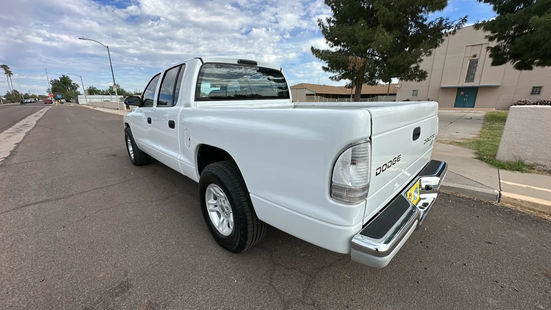 Used 2004 Dodge Dakota Sport w/ PWR Convenience Group RWD image 2