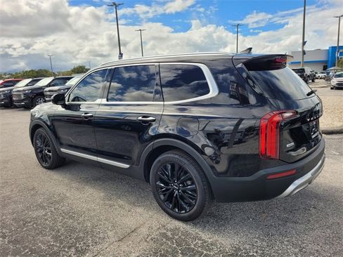 Used 2022 Kia Telluride SX w/ SX Prestige Package image 12