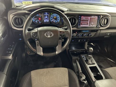 Used 2023 Toyota Tacoma TRD Off-Road image 21