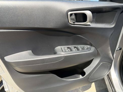Certified 2026 Hyundai Venue SEL FWD image 14