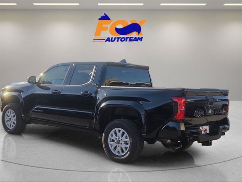 New 2026 Toyota Tacoma SR5 image 3