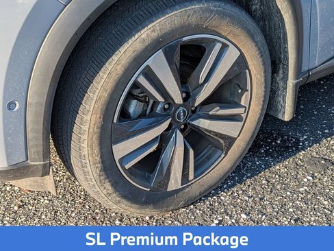 Used 2023 Nissan Rogue SL w/ SL Premium Package FWD image 9