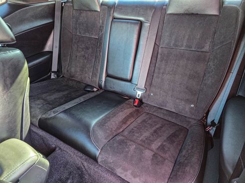 Used 2018 Dodge Challenger R/T Scat Pack w/ Dynamics Package image 29