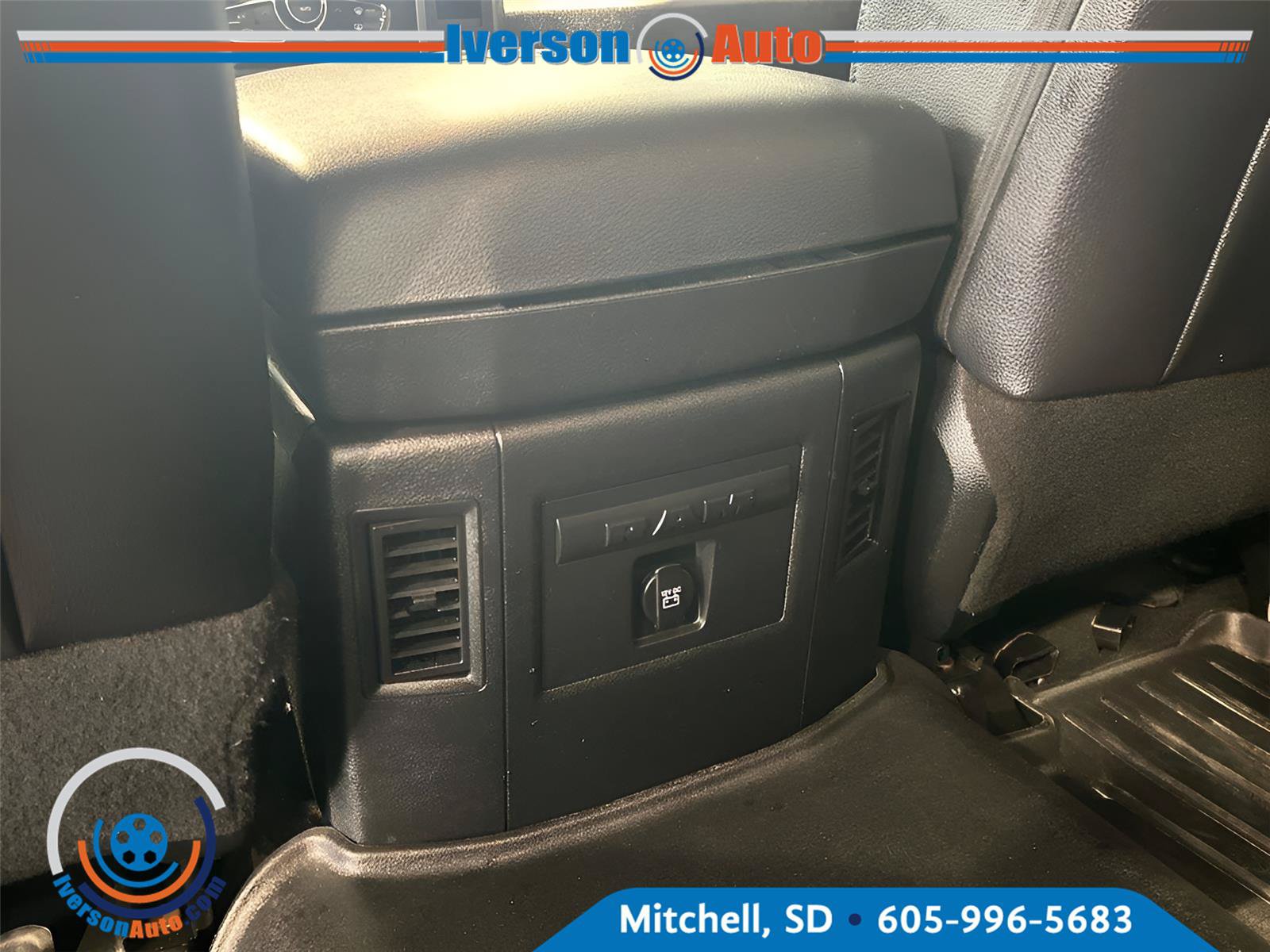 Used 2018 RAM 1500 Sport w/ Hydro Blue Sport Package AWD/4WD image 30