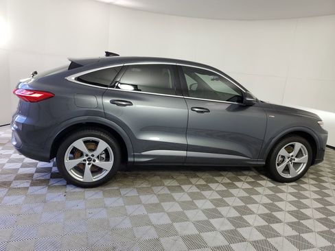 New 2025 Audi Q5 Prestige image 12