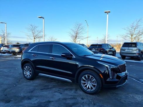 Certified 2023 Cadillac XT4 Premium Luxury w/ Cold Weather Package image 2