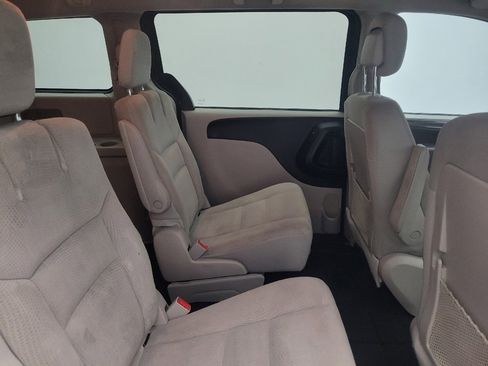 Used 2019 Dodge Grand Caravan SE w/ UConnect Hands-Free Group FWD image 19
