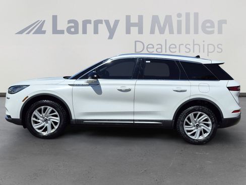 Used 2021 Lincoln Corsair FWD image 2