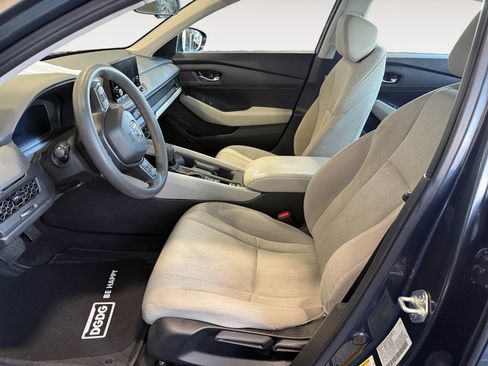 Used 2024 Honda Accord LX image 10