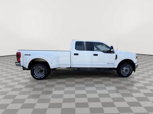 Used 2022 Ford F350 XLT AWD/4WD image 6