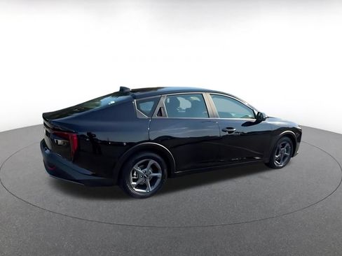 Used 2025 Kia K4 FWD image 15