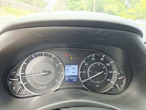 Used 2019 Nissan Armada Platinum w/ Captain's Chairs Package AWD/4WD image 12