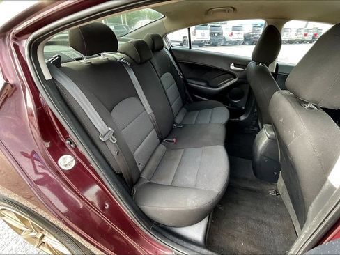 Used 2017 Kia Forte LX FWD image 22