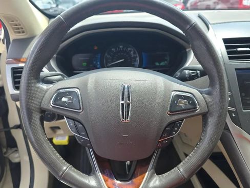 Used 2014 Lincoln MKZ Hybrid w/ Equipment Group 202A Reserve FWD image 8