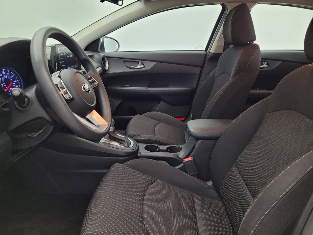 Used 2020 Kia Forte LXS FWD image 17