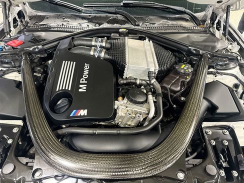Used 2018 BMW M3 image 30