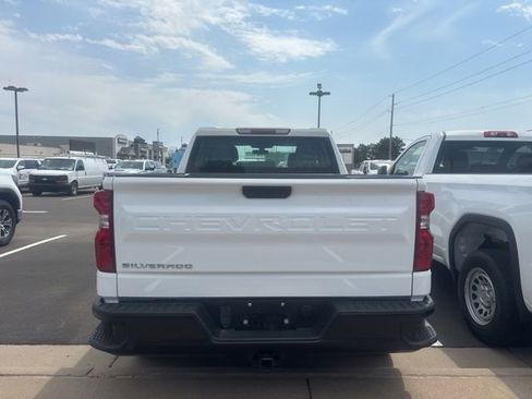 Used 2022 Chevrolet Silverado 1500 W/T w/ WT Fleet Convenience Package AWD/4WD image 3