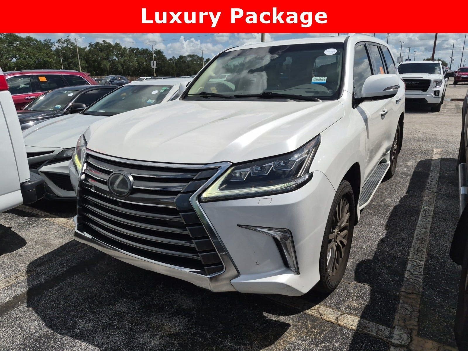 Used 2019 Lexus LX 570 4WD w/ Luxury Package image 1