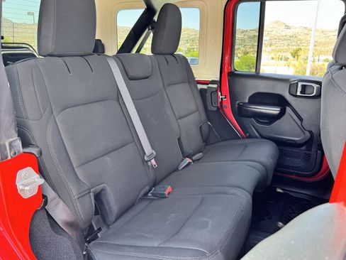 Used 2020 Jeep Wrangler Unlimited Sport S AWD/4WD image 31