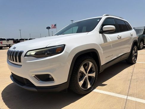 Used 2020 Jeep Cherokee Limited FWD image 7