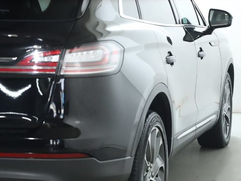 Used 2023 Lincoln Nautilus Reserve AWD/4WD image 46