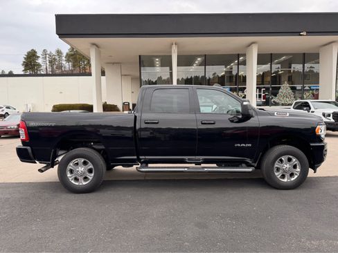 Used 2024 RAM 2500 Big Horn w/ Sport Appearance Package image 6