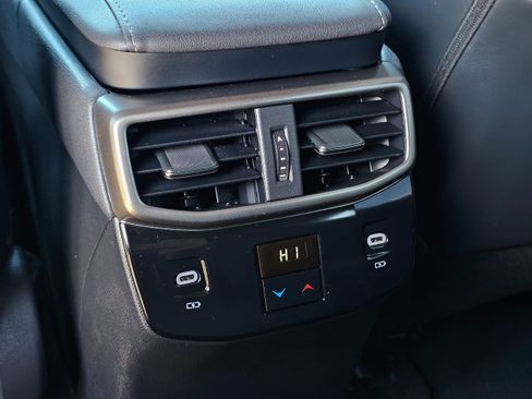 Used 2024 Lexus RX 350 w/ Convenience Package image 23