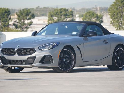 New 2026 BMW Z4 sDrive30i image 2