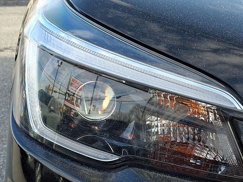 Used 2021 Subaru Forester Premium image 8