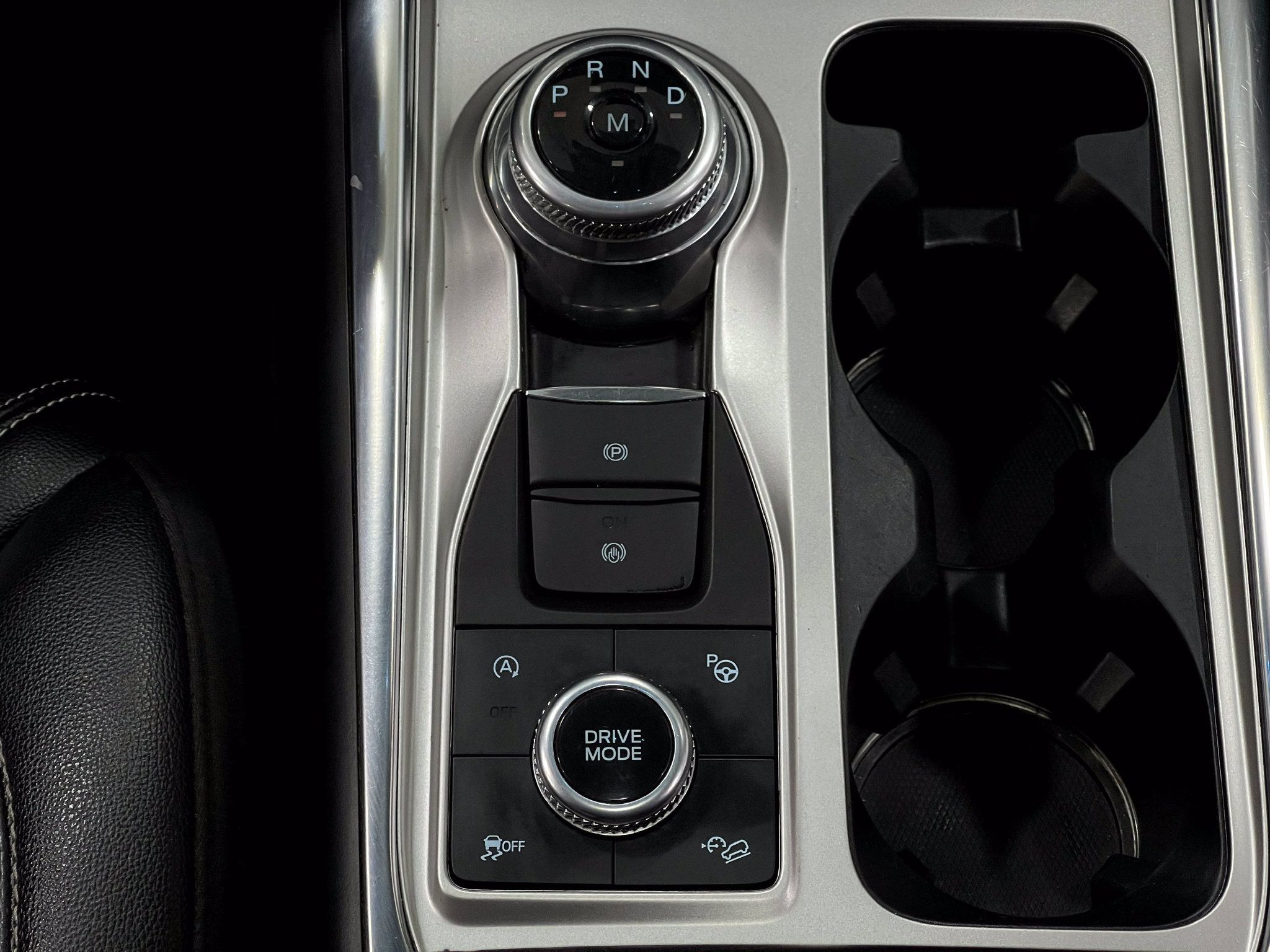 Used 2020 Ford Explorer ST w/ Premium Technology Package AWD/4WD image 29