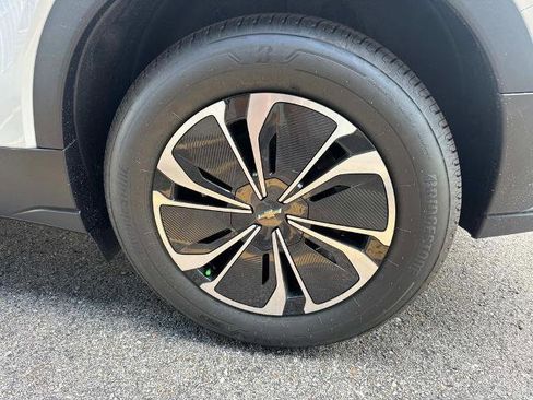 New 2025 Chevrolet Blazer EV LT w/ LPO, All-Weather Mat Package image 4