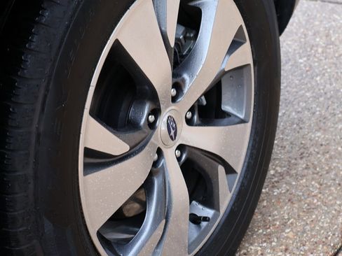 Used 2024 Subaru Ascent Premium w/ Convenience Package image 41