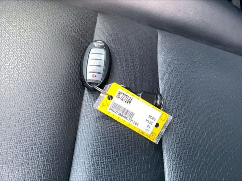 Used 2021 Nissan Rogue SV w/ Premium Package AWD/4WD image 15