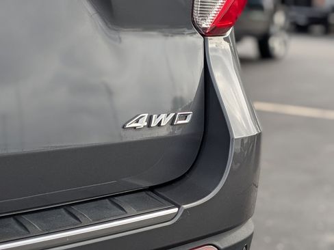 Certified 2021 Ford Explorer Limited w/ Equipment Group 301A image 11