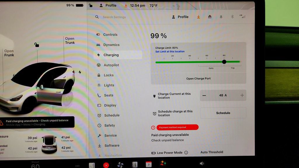 Used 2022 Tesla Model Y Performance AWD/4WD image 18