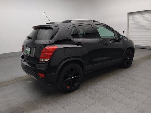 Used 2021 Chevrolet Trax LT w/ Redline Edition FWD image 10
