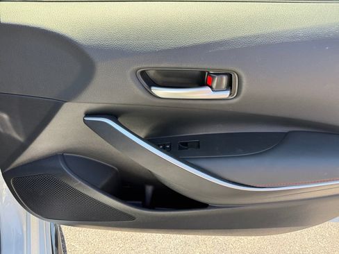 Certified 2025 Toyota Corolla SE FWD image 19
