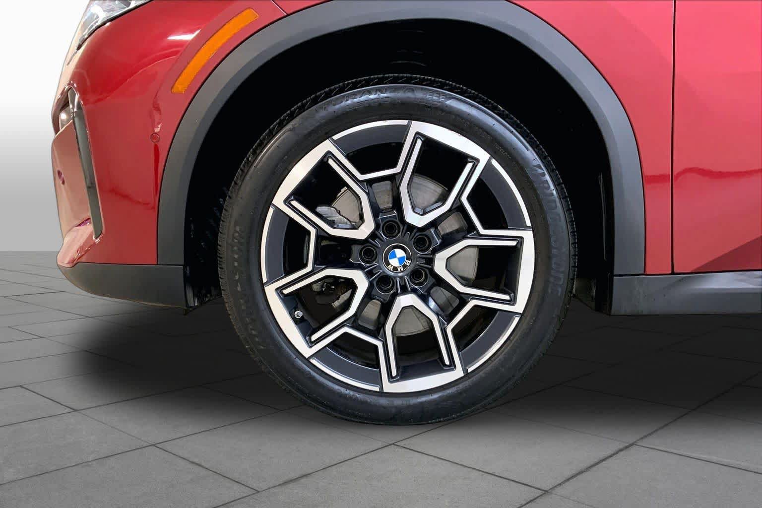 Used 2024 BMW X2 xDrive28i w/ Premium Package AWD/4WD image 10