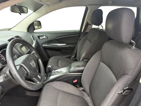 Used 2013 Dodge Journey SXT w/ Flexible Seating Group image 9