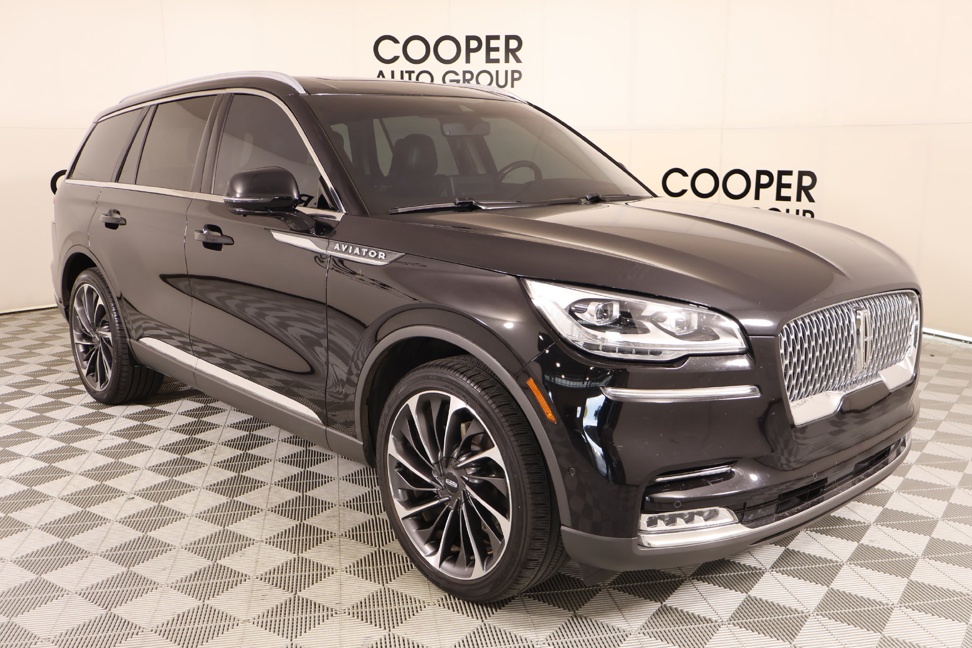 Used 2022 Lincoln Aviator Reserve w/ Equipment Group 201A AWD/4WD image 1