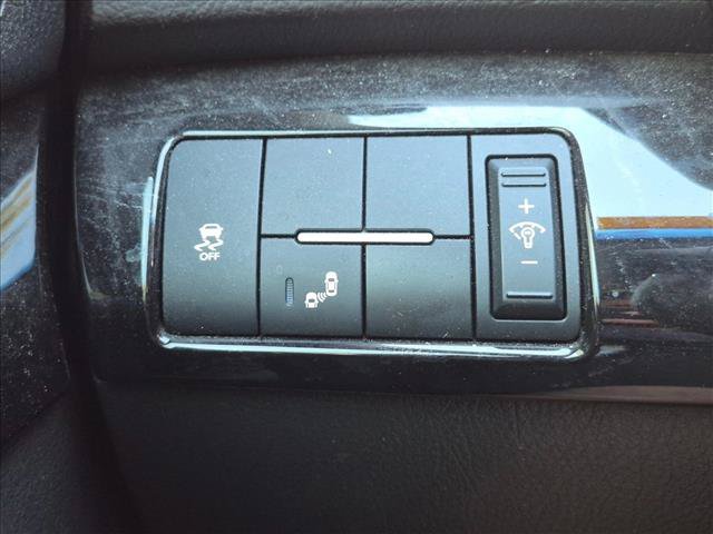 Used 2015 Kia Sorento SX FWD image 12